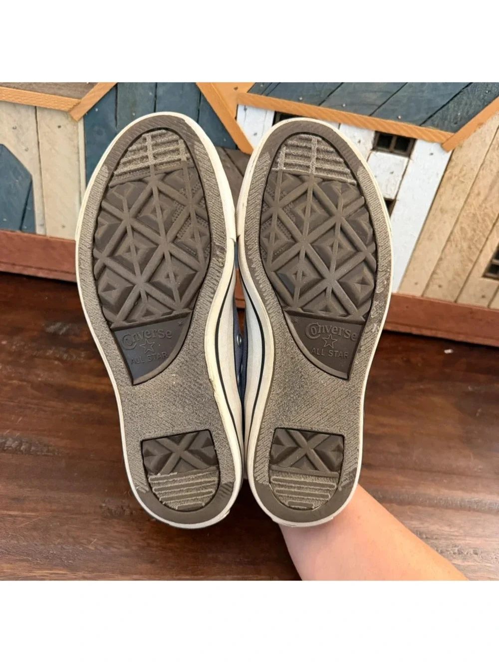 Converse Chuck Taylor All Star Low Top Wolf Grey - Men’s 4 / Women’s 6